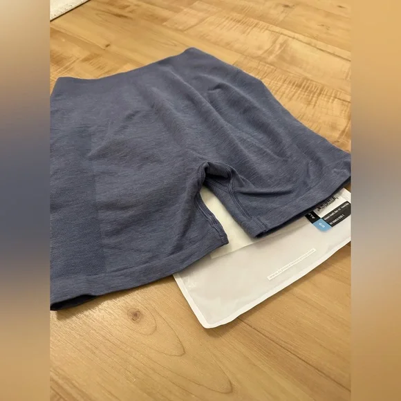 Alphalete Amplify Shorts - Picture 3 of 6